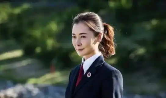 柯蓝在反贪热播剧《人民的名义》中饰演陆亦可