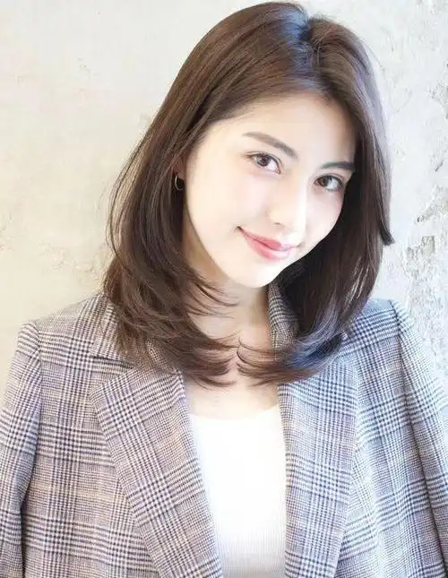 齐肩发烫发发型图片小卷(女士齐肩小卷烫发图片) - 美文分享 - 鑫旺