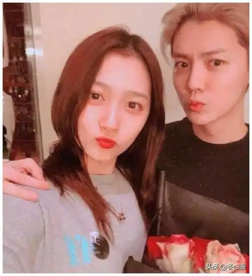 鹿晗关晓彤突然官宣喜事!太甜了!