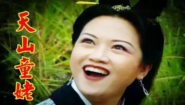 满血状态的童姥,李秋水不敢来寻仇,李秋水只能趁童姥返老还童,功力