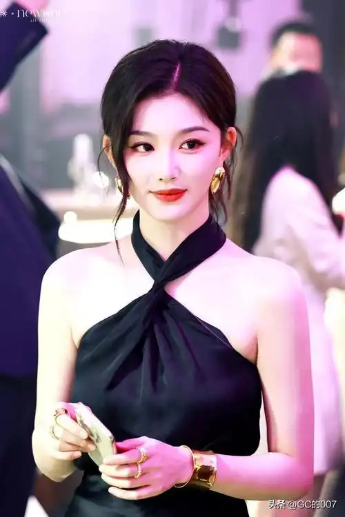 明星图片孔雪儿|唱片|音乐专辑|华语歌手|华语音乐_网易订阅