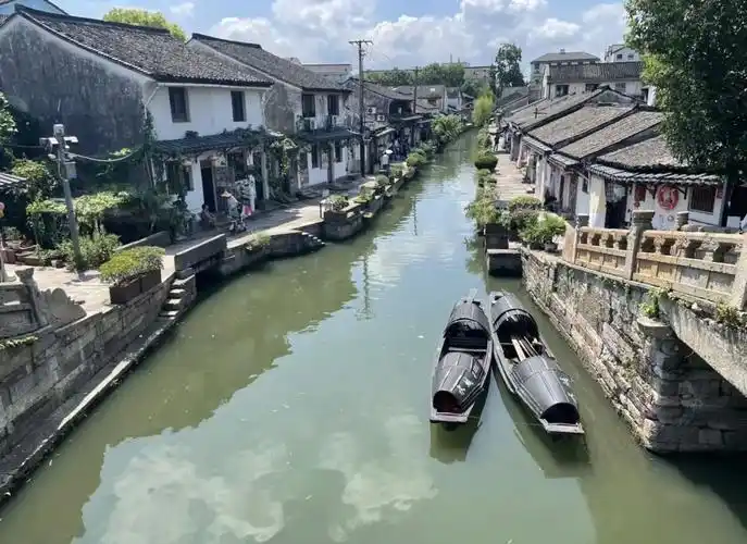 绍兴 #江南水乡 文化和烟火气的碰撞,我太爱了!最爱的江南 - 抖音