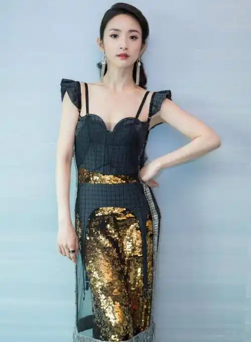 林依晨产后首现身,刚出月子就去赚奶粉钱,差2公斤瘦回孕前体重_活动