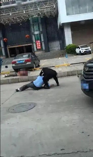 淡水白云路发生的打人事件最新进展来了事情的真相是