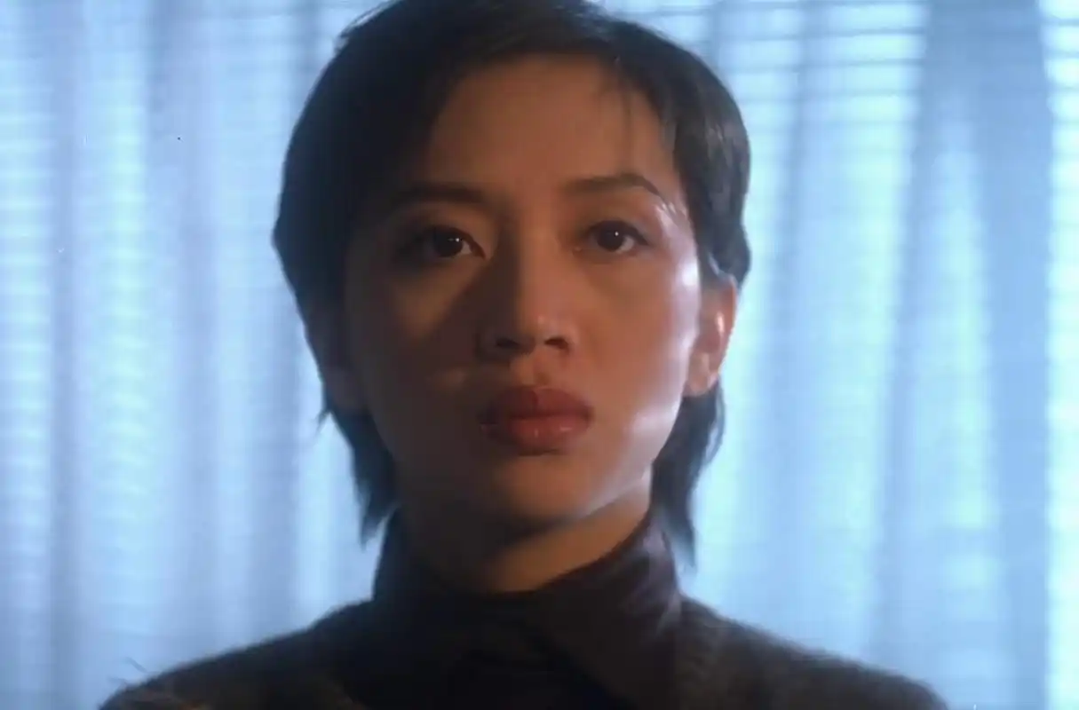 原创梅艳芳哥哥开店,放弃争产?梅妈百年后梅艳芳财产全捐出去