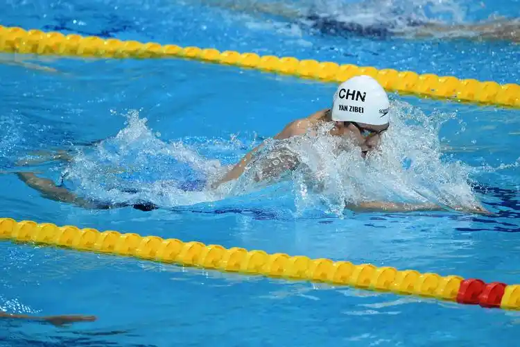 游泳——男子200米蛙泳预赛赛况