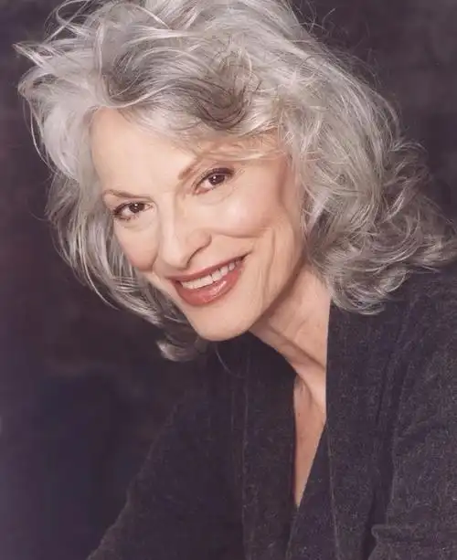 死寂女鬼扮演者