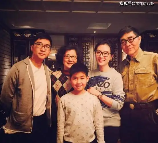 如今嫁给二婚男全心照顾继子!_陈数_赵胤胤_鹿晗