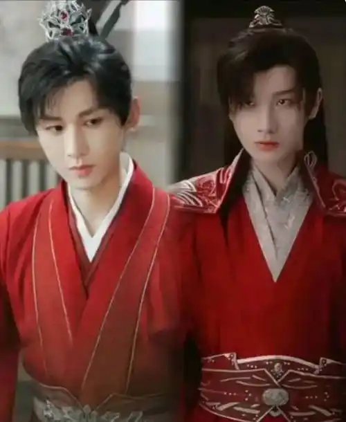 星光相似娱乐天空中的面孔对比