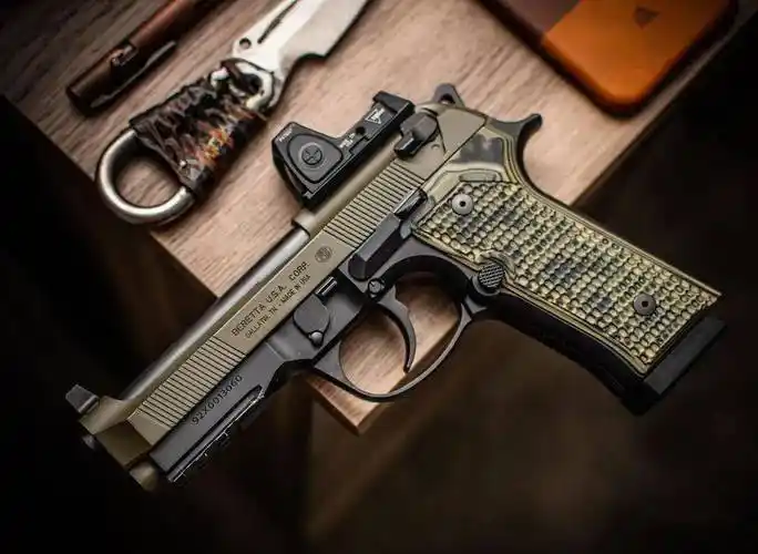 【枪迷极品摄影】沉醉于光影中的美 那些难以忘怀的小细节_视频_军事