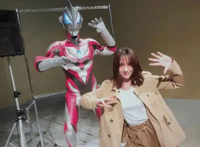 捷德奥特曼原来是爱情剧,而且捷德奥特曼的后宫非常和谐!