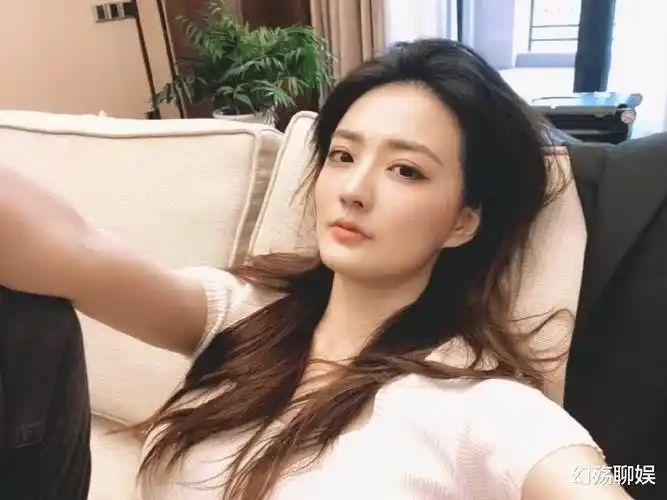 被姐姐嫉妒,出道被李少红力捧,徐璐究竟有何背景?_张铭恩_胡冰卿_网友