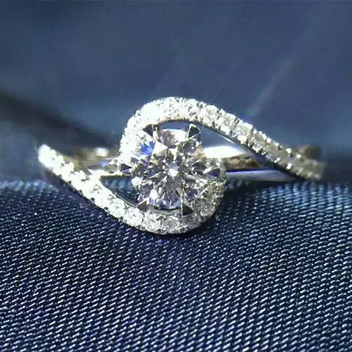 5克拉圆形钻戒正品女戒18k金显钻求婚戒指vs d_7折现价10300元