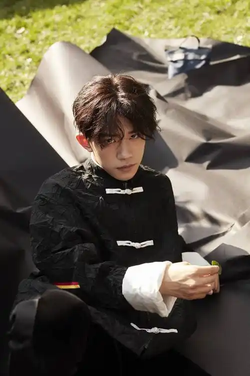 你好,十八岁的易烊千玺