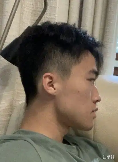 你见过塌鼻子的帅哥吗