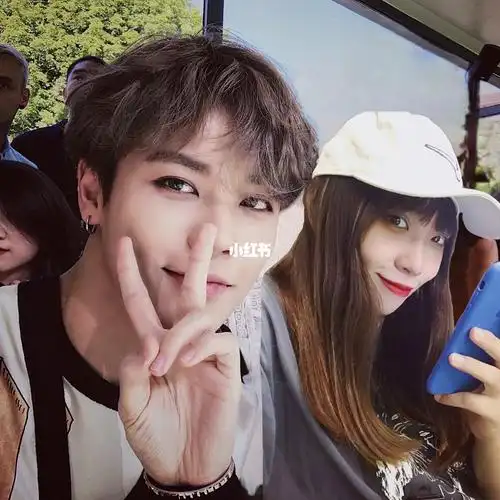 终于能跟林彦俊合照啦01感动哭01