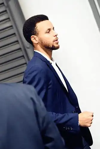 西装库里,帅到爆炸