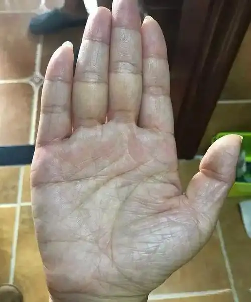 三种命苦的女人手相年轻无夫福老来缺儿福