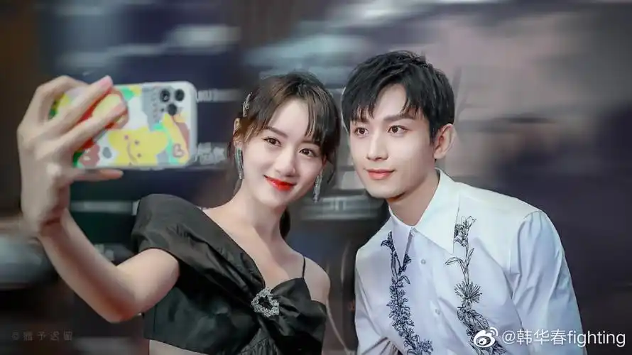 看了袁冰妍与成毅私下的甜蜜你还会对云歌会的表现耿耿于怀