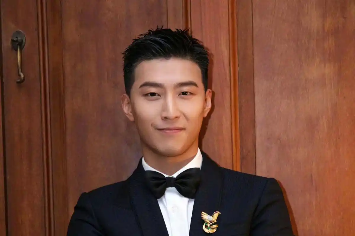 《掌心》官宣主演阵容!刘诗诗人气爆棚,窦骁演技惊艳.