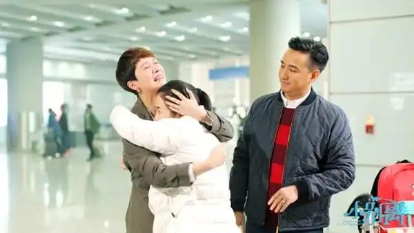 《小别离》首曝预告 黄磊海清遇教育难题焦头烂额