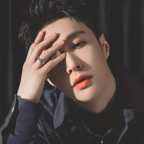 张艺兴头像图片