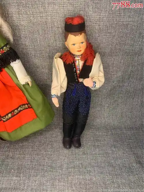 欧洲古董娃娃德国浆果民族娃娃_第1张_7788棋牌玩具