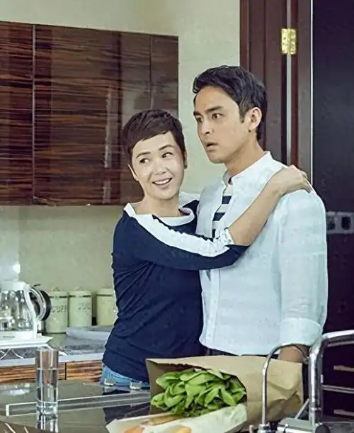 蒋雯丽一样是导演夫人和徐帆行事截然不同封杀张静初能证明