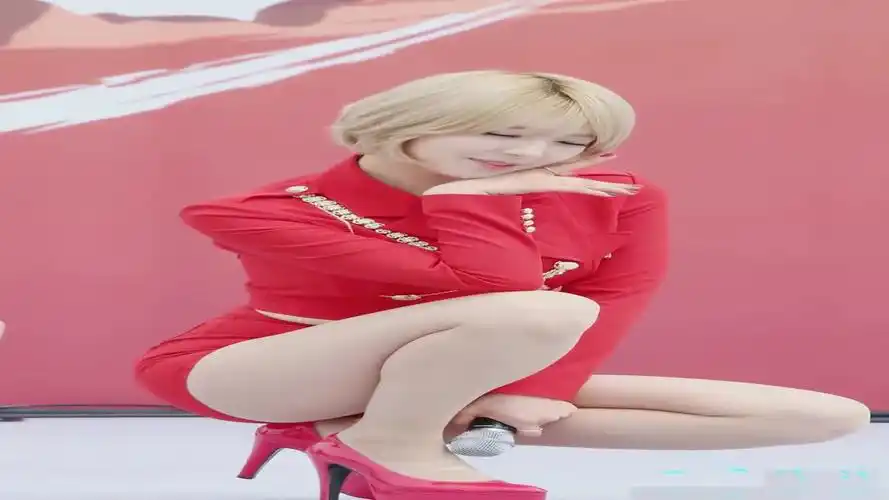 yzvhan_#aoa 朴草娥《like a cat》中文字幕版#气质美女 #完美身材