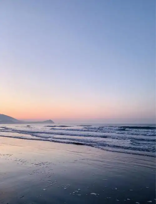 青岛石老人海滩:云朵凳子与日出日落