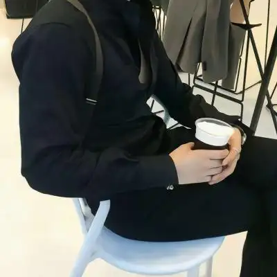 超绅士高级感爆棚的简约西装男头 不露脸儒雅绅士风的成熟头像男_男生