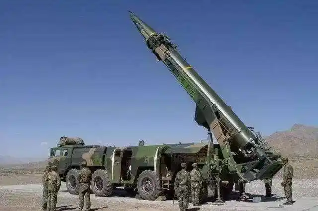 东风-41是东风-31弹道导弹的一种发展改进型|战略导弹|弹道导弹|洲际