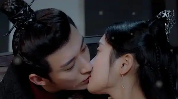 19晚八点收看优酷宠爱剧场《清落》之我家王爷脑子有坑～刘学义王梓薇