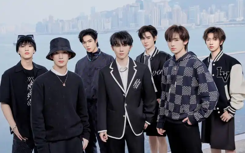 【reaction】韩娱看内娱之和韩娱室友一起给时代少年