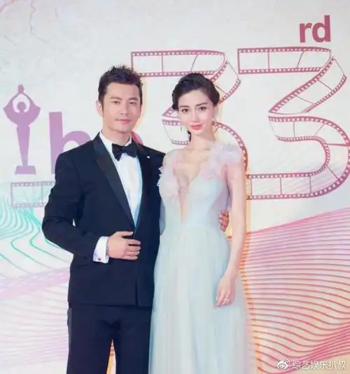 黄晓明angelababy的亲密合影你看好他们吗