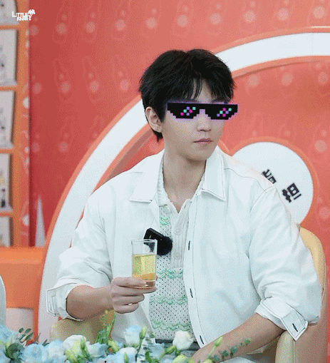 超话|#王俊凯金尘茶品牌代言人#  240328 金尘茶直播    奇迹宝宝!