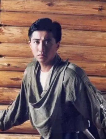 曝庾澄庆爱上女主播 经纪人间接承认拍拖