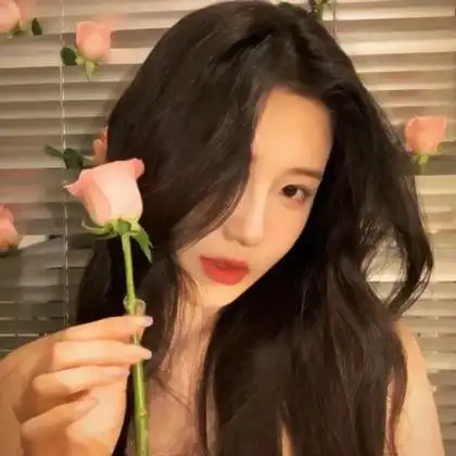 好看撩人的女生头像