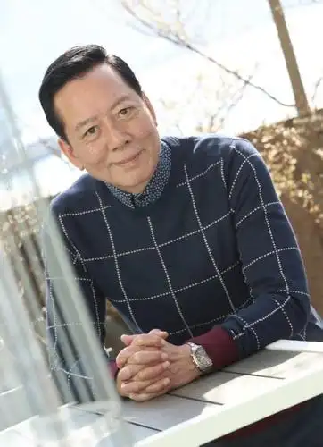 65岁金牌绿叶骆应钧离巢7年内地发展更吃香,曾五次拒tvb回巢邀约