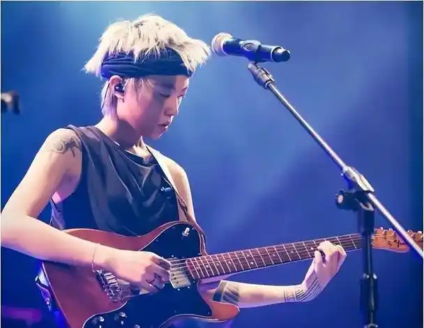 窦靖童:爹是窦唯,妈是王菲,不靠人脉,凭本事入围金马奖