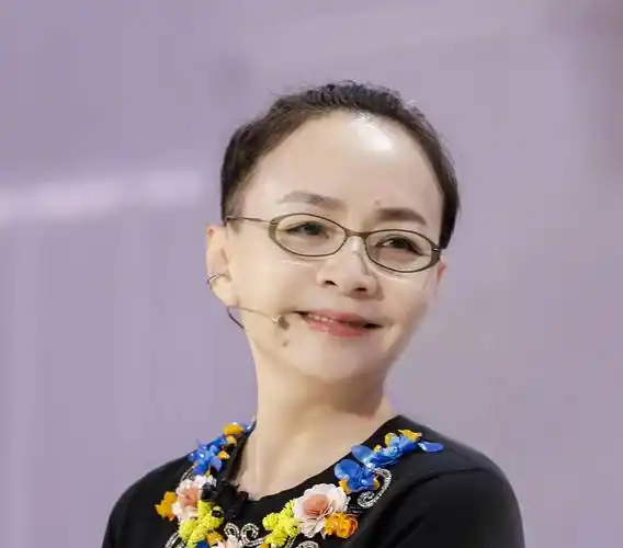 杨紫录节目失控落泪,说的话让人心疼:活得好累_宋丹丹_儿女_长相