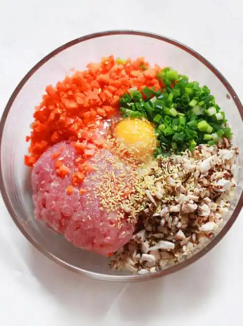 剁饺子馅,记住此诀窍,又快又好,饺子鲜嫩有嚼劲,吃了还想吃!