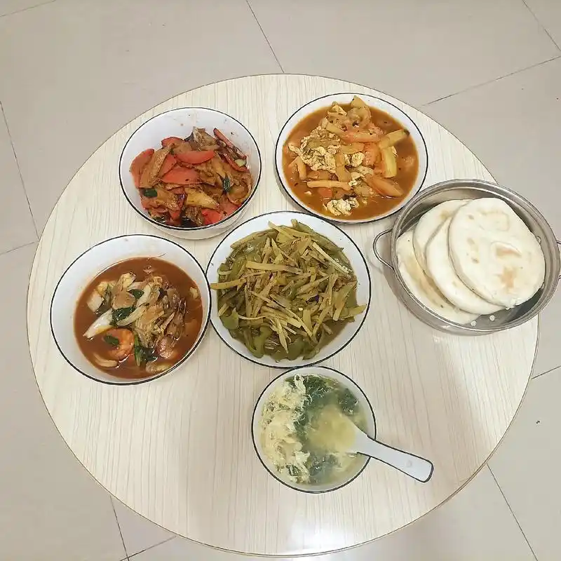 一个人的晚餐.#一日三餐人间烟火简单而美味 #美食 #单身小 - 抖音