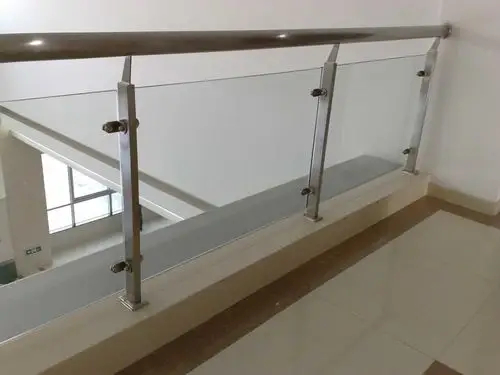 栏杆夹胶玻璃栏杆玻璃