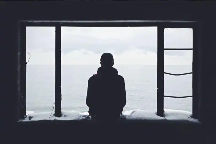 宁可一个人死撑硬扛,也不愿意表现出失落.