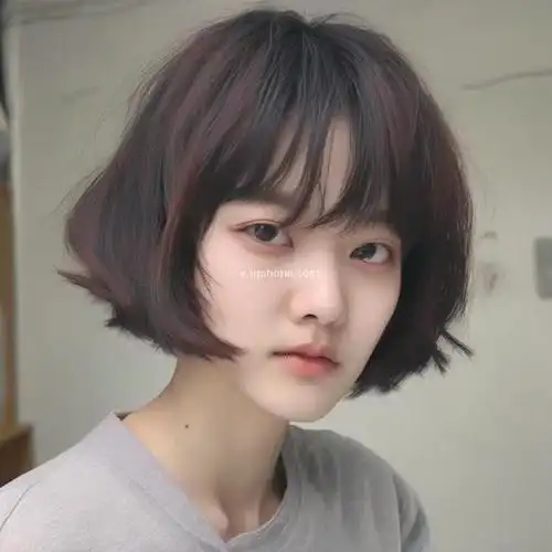 如何找到适合自己脸型和气质的女性短头发型?