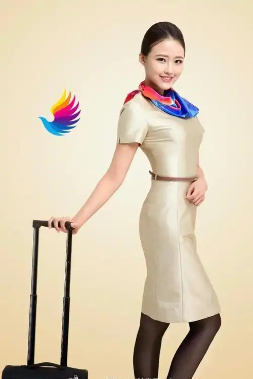 爆红!东海航空走出中国最美空姐