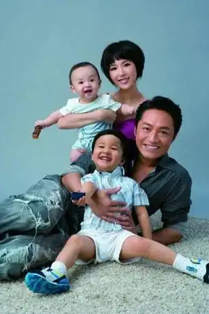 马景涛小21岁妻子吴佳尼晒照 长相美艳身材辣