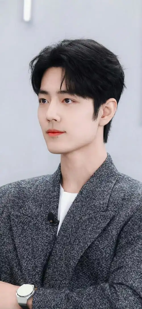 肖战直播出图##肖战小括号##真力时直播