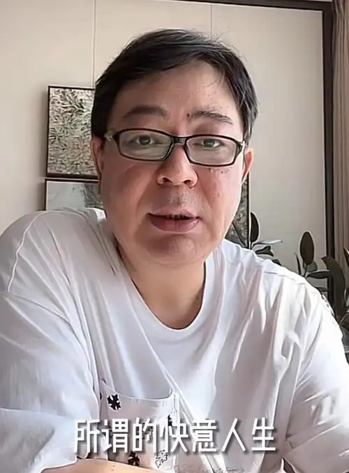 家人们谁懂啊夏东海翻红成新顶流了